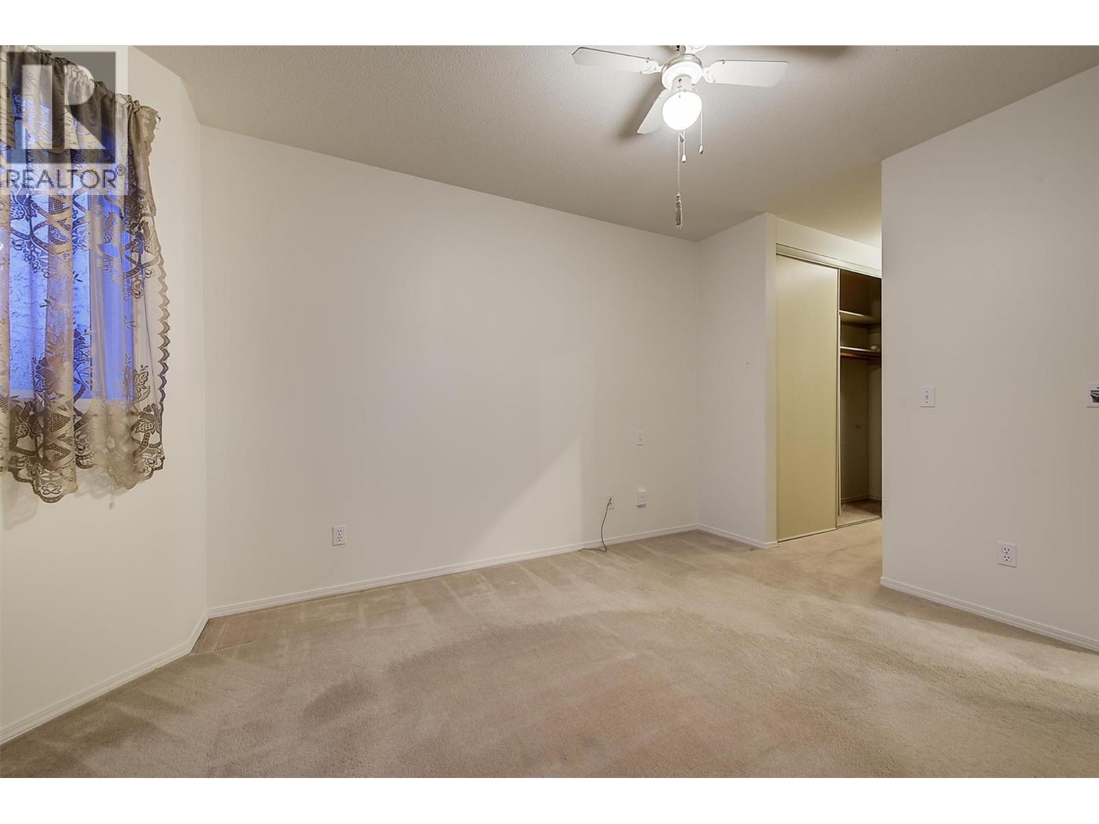 106 1329 KLO Road, Kelowna