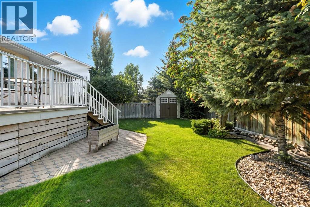 12 Bow Way, Cochrane