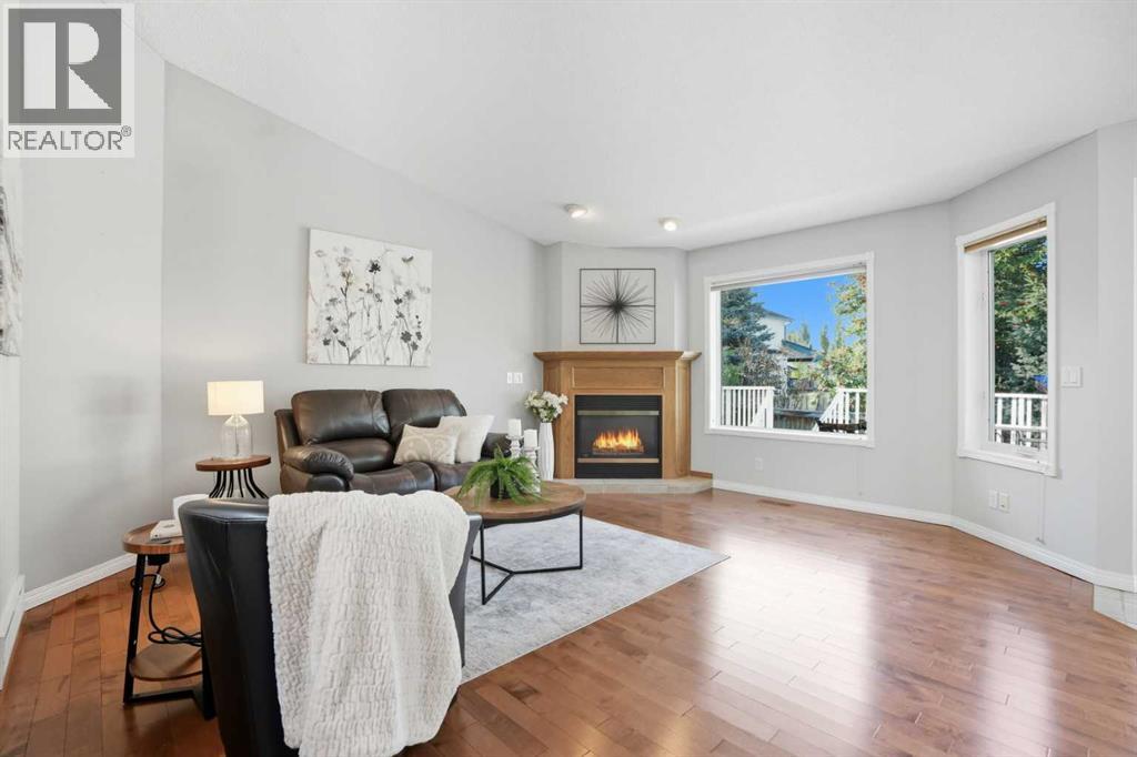 12 Bow Way, Cochrane