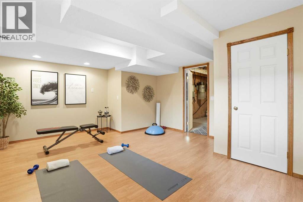 12 Bow Way, Cochrane