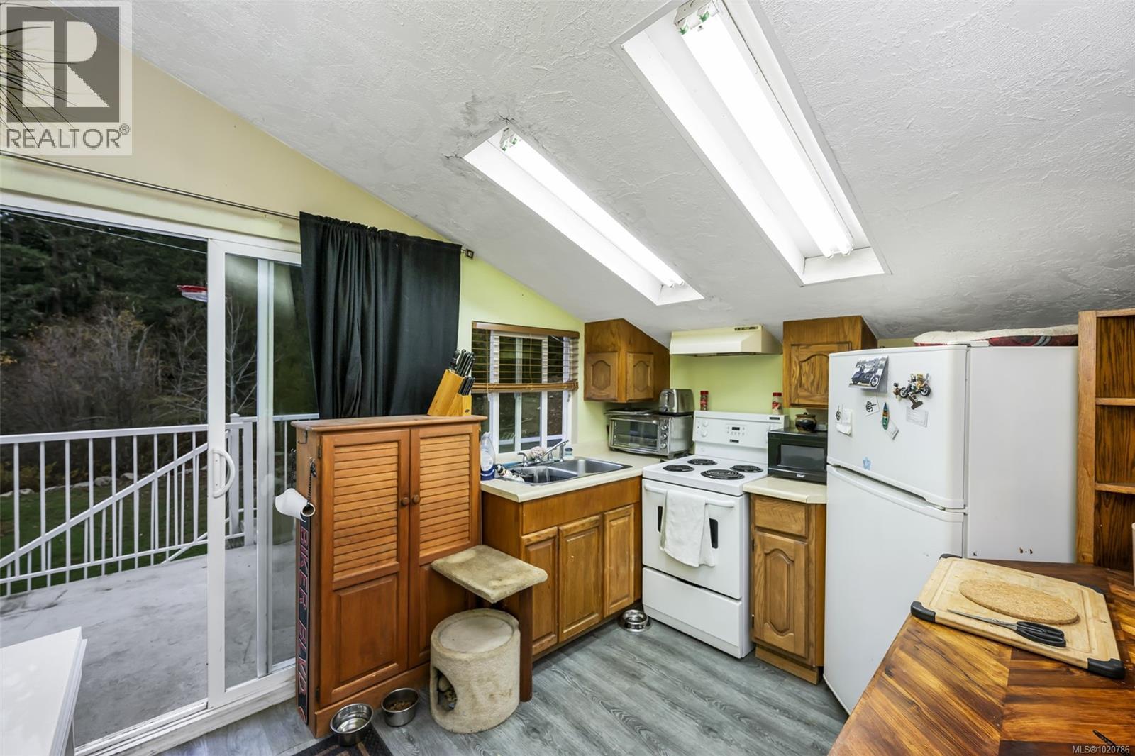 1113 Neild Rd, Metchosin