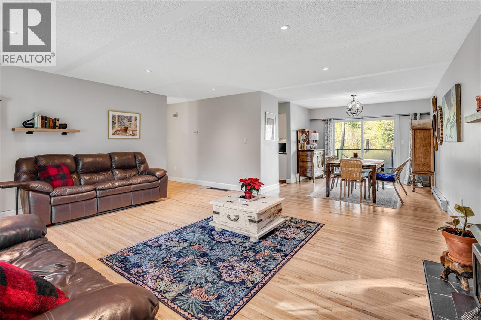  9440 Glenelg Avenue, North Saanich