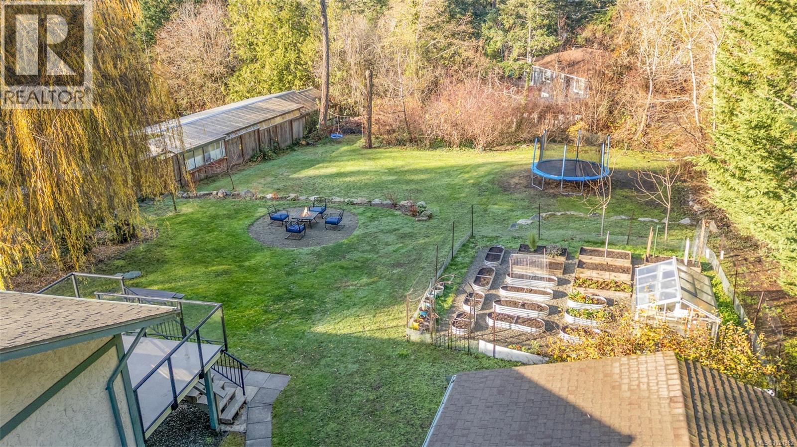  9440 Glenelg Avenue, North Saanich