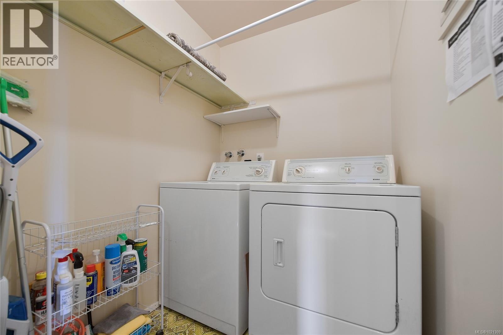 507 1440 BEACH Drive, Oak Bay