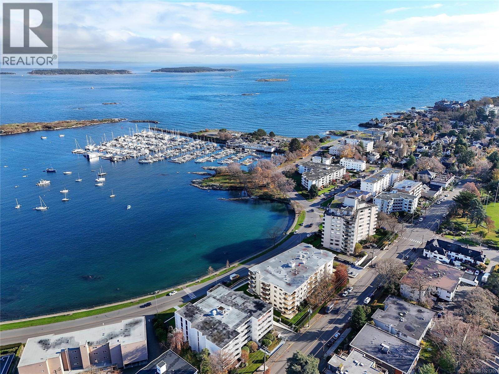 507 1440 BEACH Drive, Oak Bay