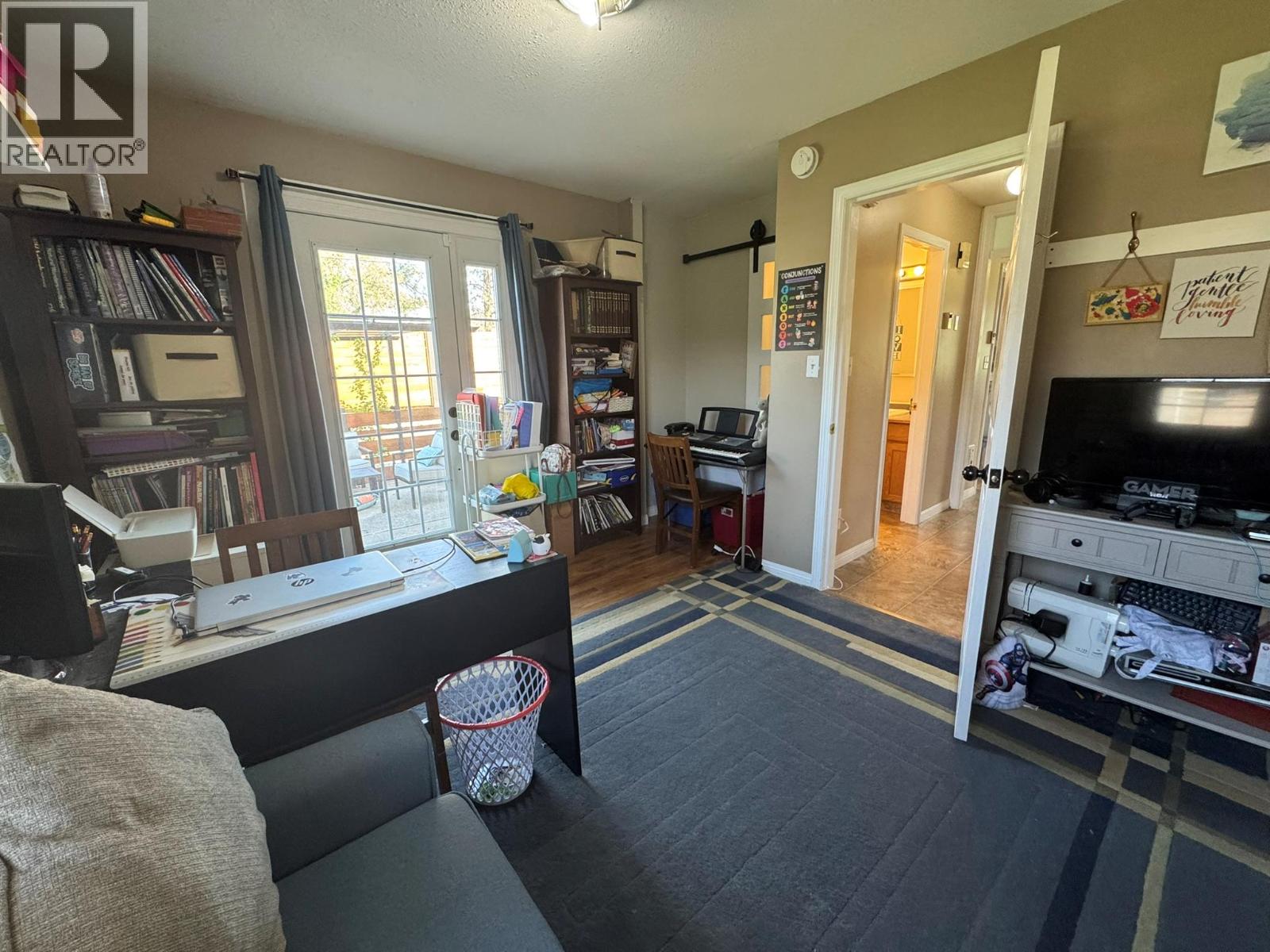  7137 TUCELNUIT Drive, Oliver