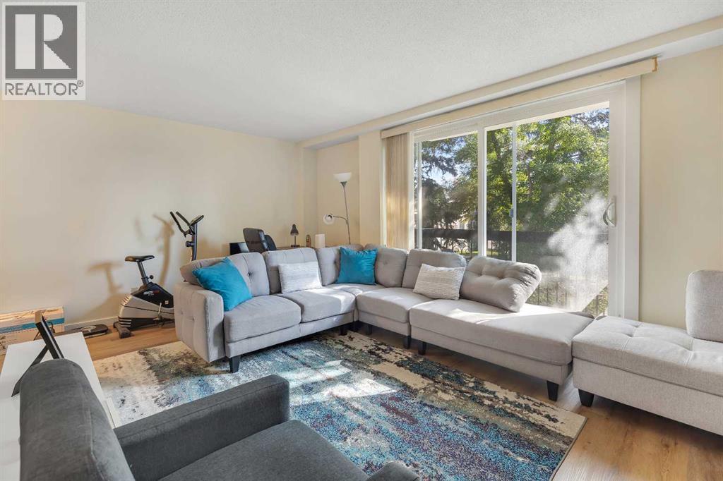 Single Family House for Sale in   Heritage Drive SE Acadia Calgary 