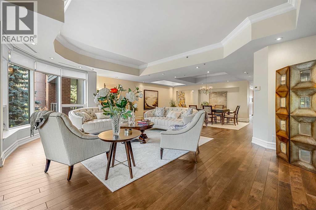 Single Family House for Sale in   Princeton Way SW Eau Claire Calgary 