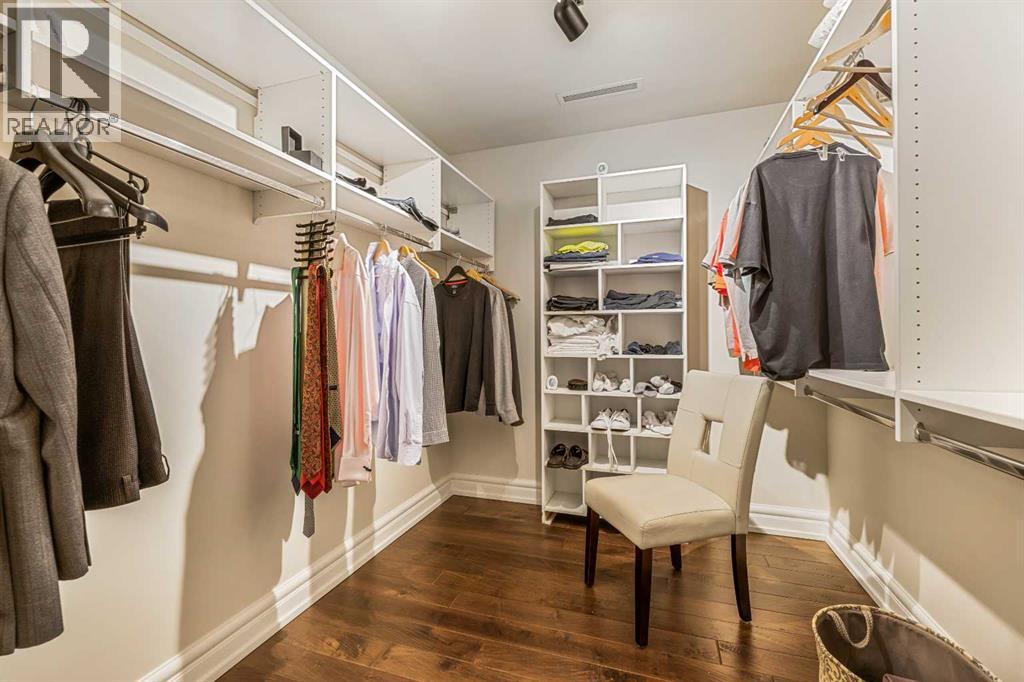 Single Family House for Sale in   Princeton Way SW Eau Claire Calgary 