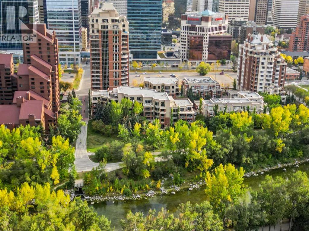 Single Family House for Sale in   Princeton Way SW Eau Claire Calgary 