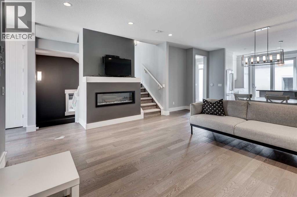 Single Family House for Sale in  Burma Star Road SW Currie Barracks Calgary 