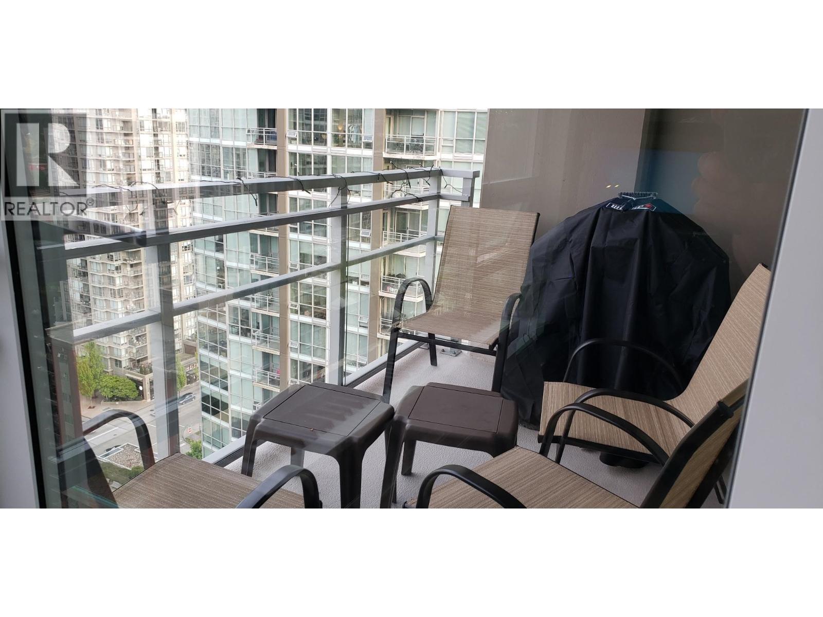 2506 2968 GLEN DRIVE, Coquitlam