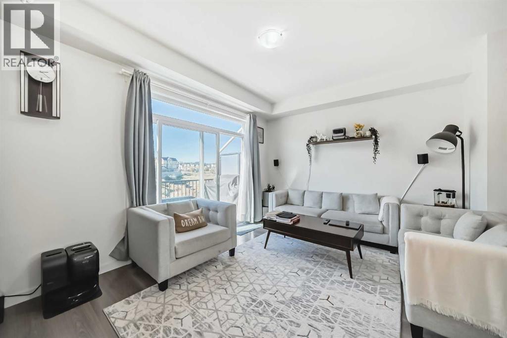 Single Family House for Sale in  Sherwood Lane NW Sherwood Calgary 