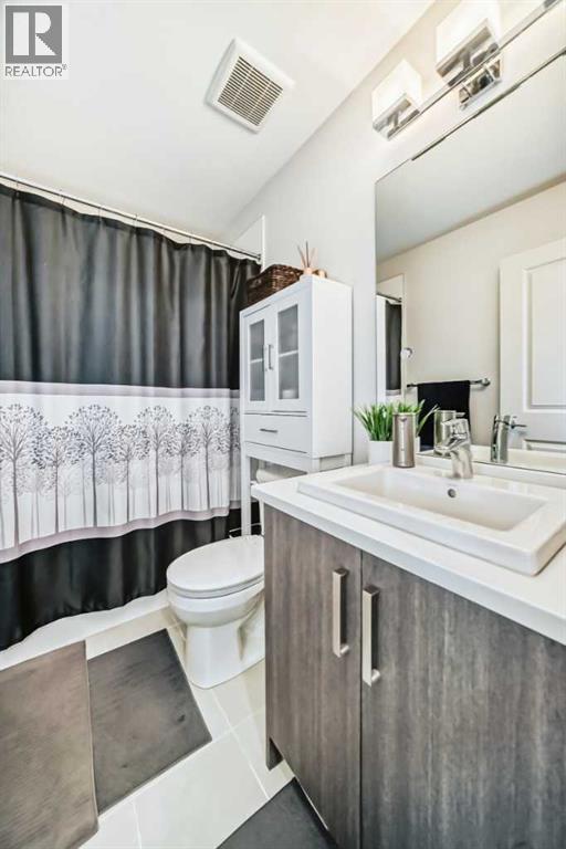 Single Family House for Sale in  Sherwood Lane NW Sherwood Calgary 