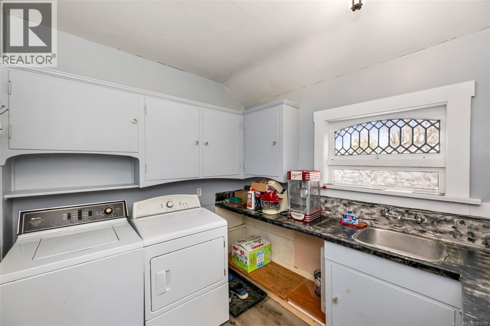 220 Coronation Ave, Duncan