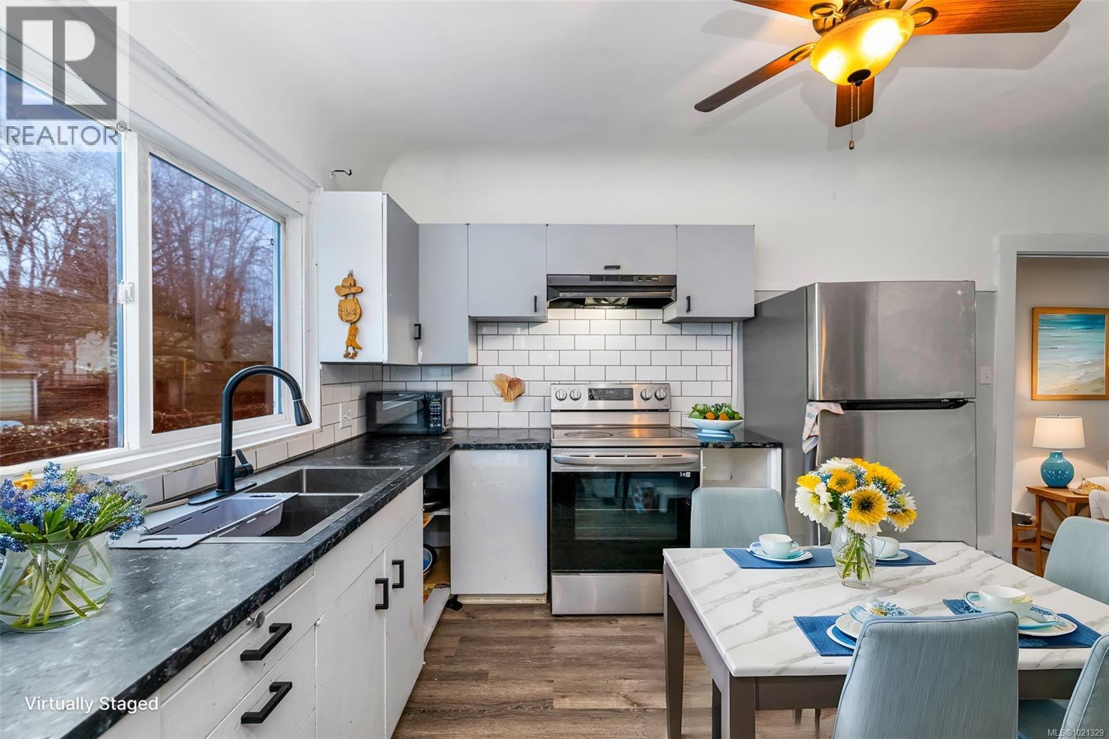 220 Coronation Ave, Duncan