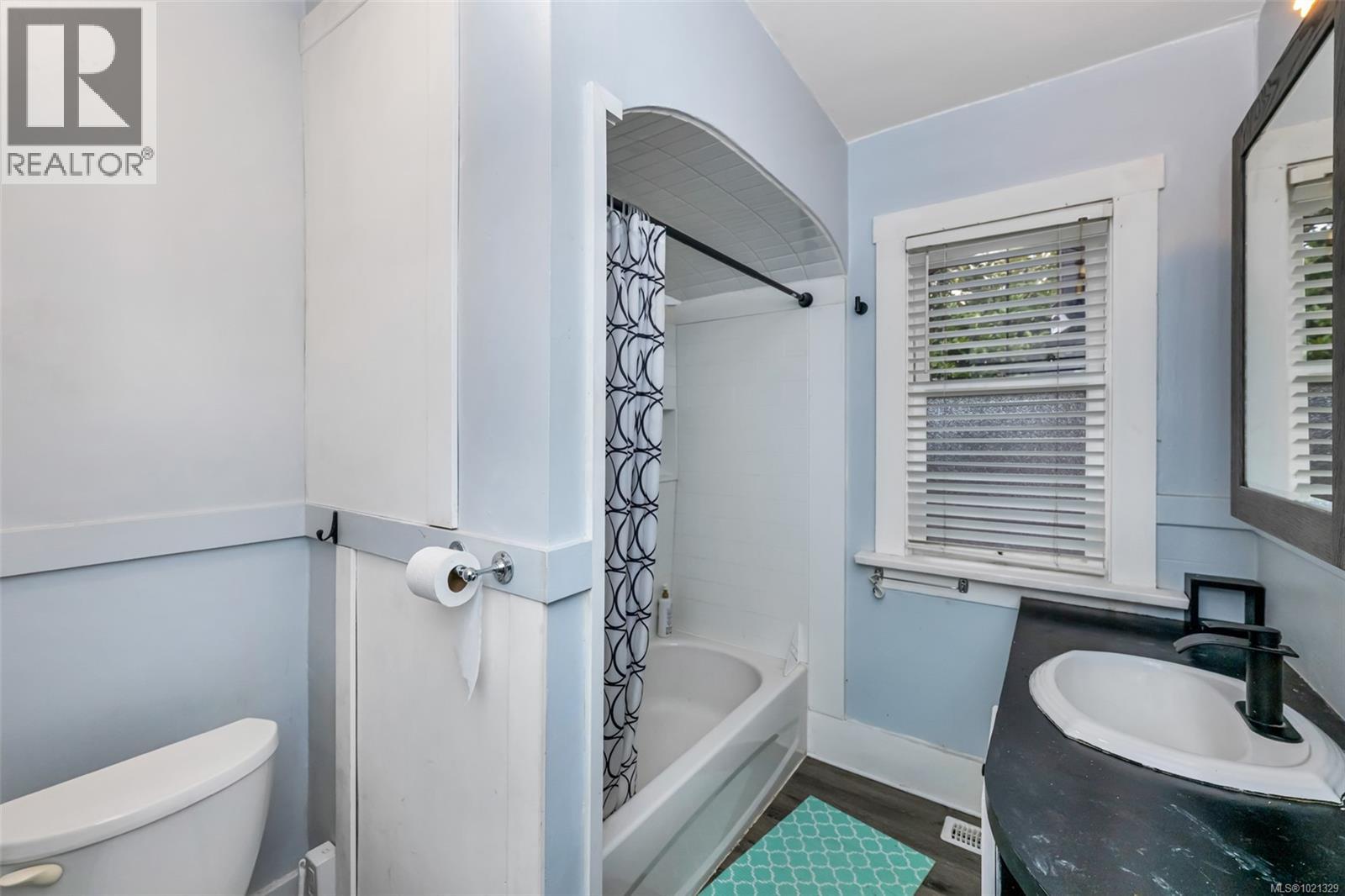 220 Coronation Ave, Duncan