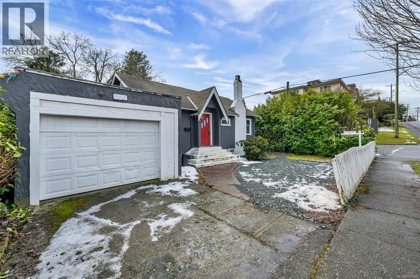 220 Coronation Ave, Duncan