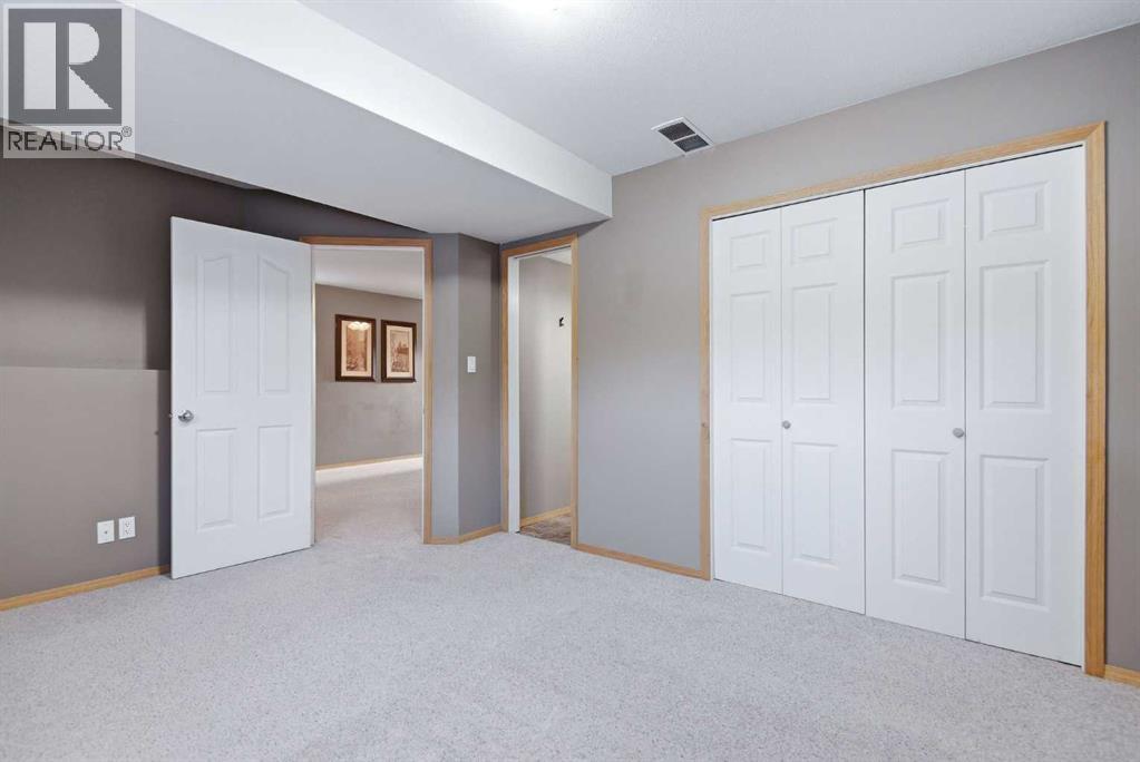 256 Deschner Close, Red Deer