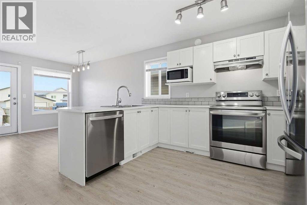 256 Deschner Close, Red Deer