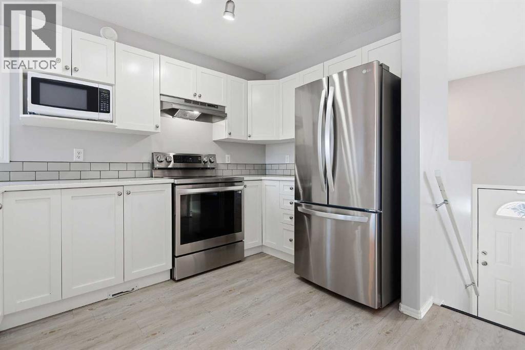 256 Deschner Close, Red Deer