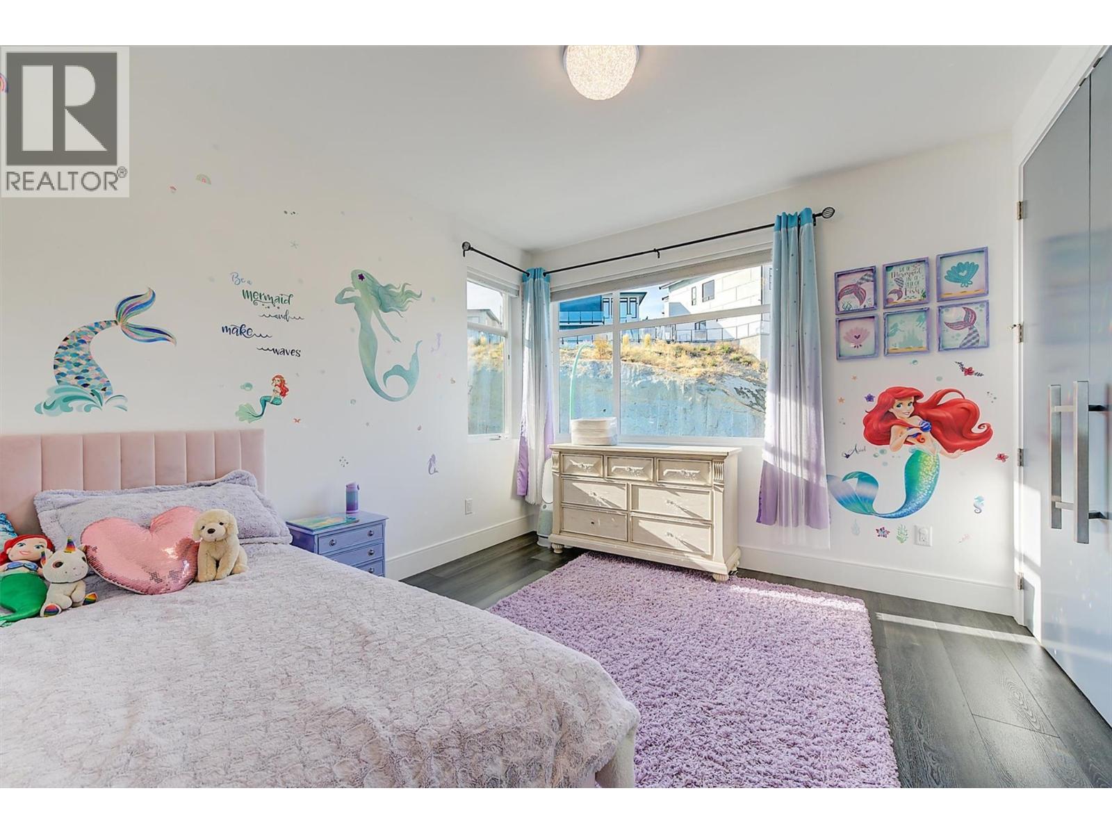  3961 Beachview Drive East, West Kelowna