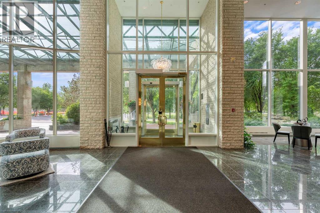 Single Family House for Sale in    Avenue SW Eau Claire Calgary 