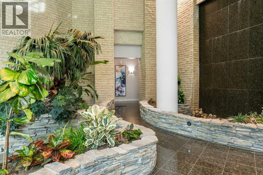 Single Family House for Sale in    Avenue SW Eau Claire Calgary 