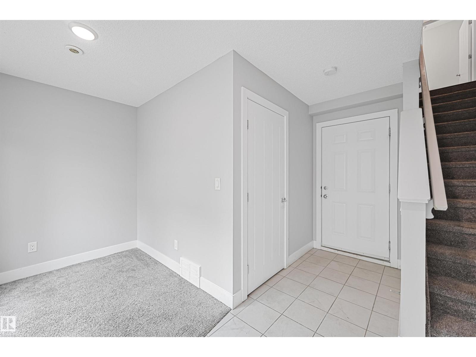 #30 804 WELSH DR SW, Edmonton