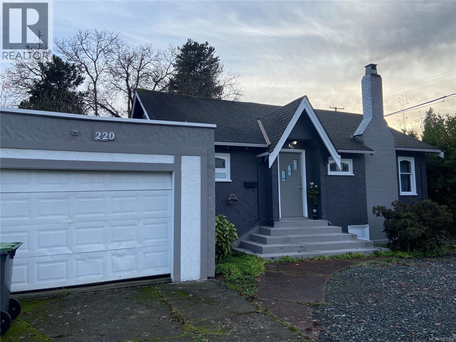 220 Coronation Ave, Duncan