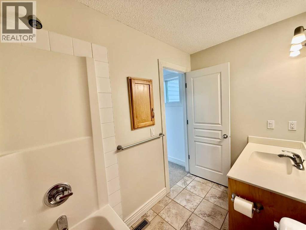 Single Family House for Sale in  Bridleridge Manor SW Bridlewood Calgary 