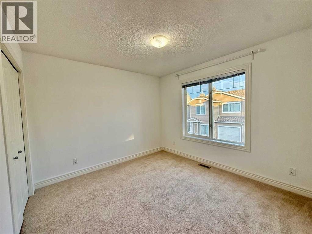 Single Family House for Sale in  Bridleridge Manor SW Bridlewood Calgary 