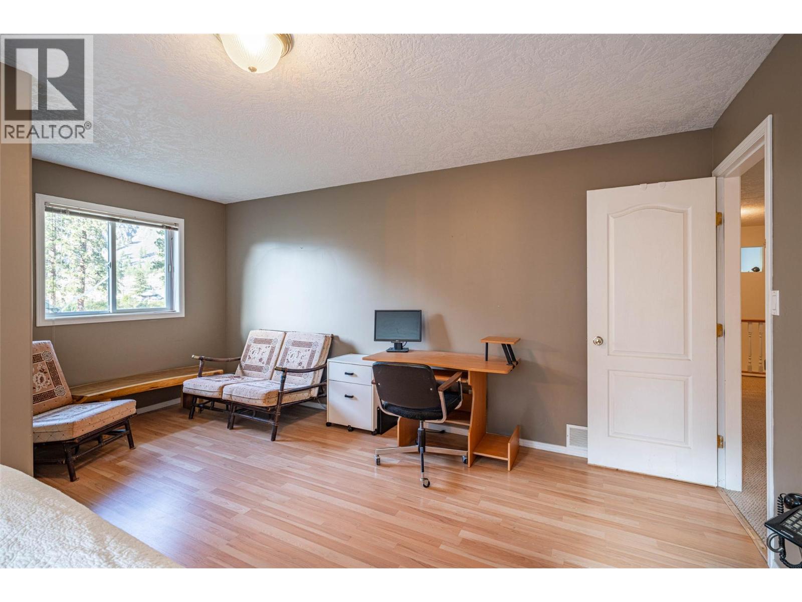  205 Ashnola Road, Keremeos