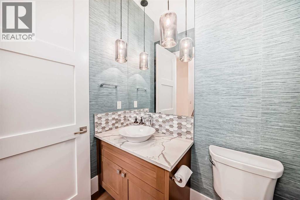 Single Family House for Sale in   Street SW Elbow Park Calgary 