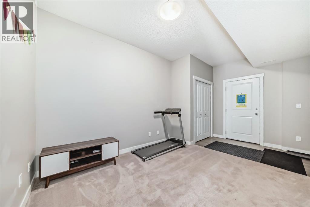 Single Family House for Sale in  Kincora Glen Road NW Kincora Calgary 