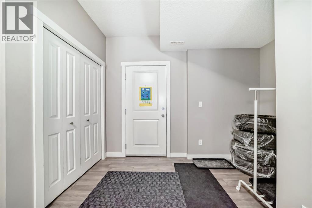 Single Family House for Sale in  Kincora Glen Road NW Kincora Calgary 