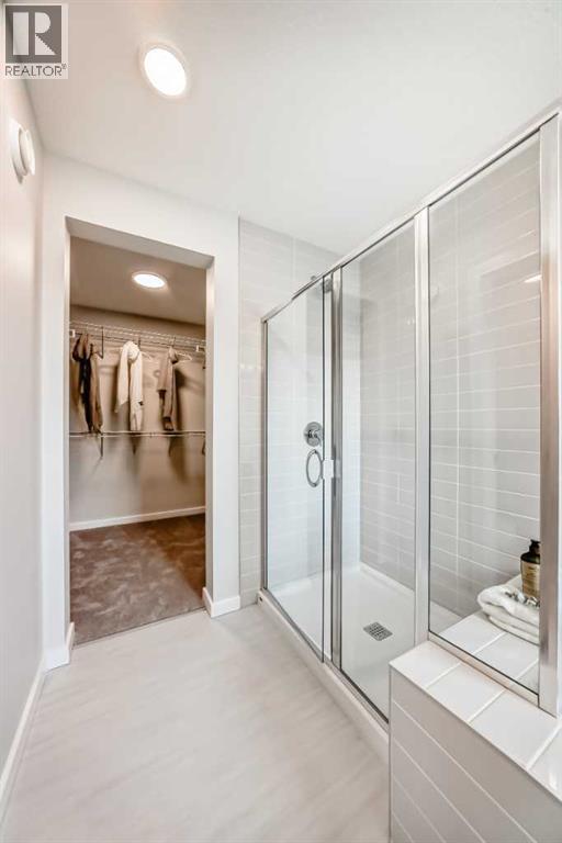 Single Family House for Sale in  Walgrove Bay SE Walden Calgary 