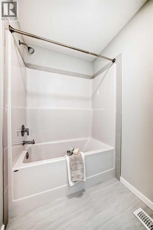 Single Family House for Sale in  Walgrove Bay SE Walden Calgary 