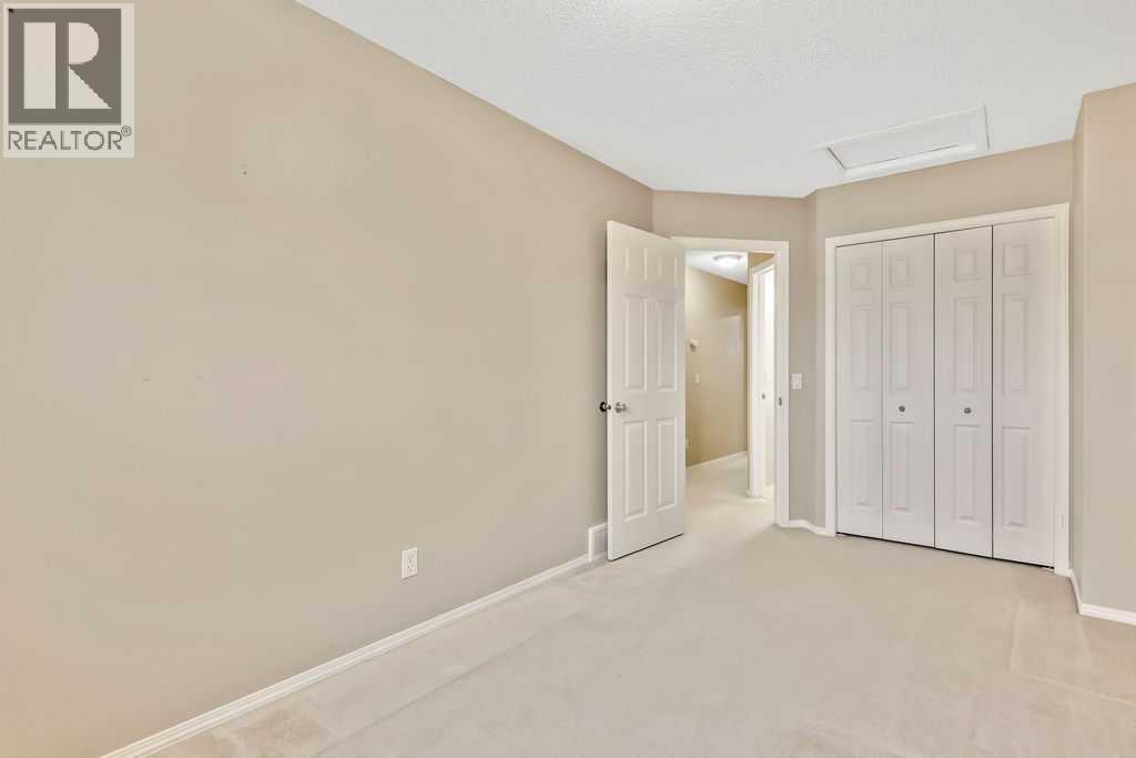 Single Family House for Sale in  Citadel Estates Manor NW Citadel Calgary 