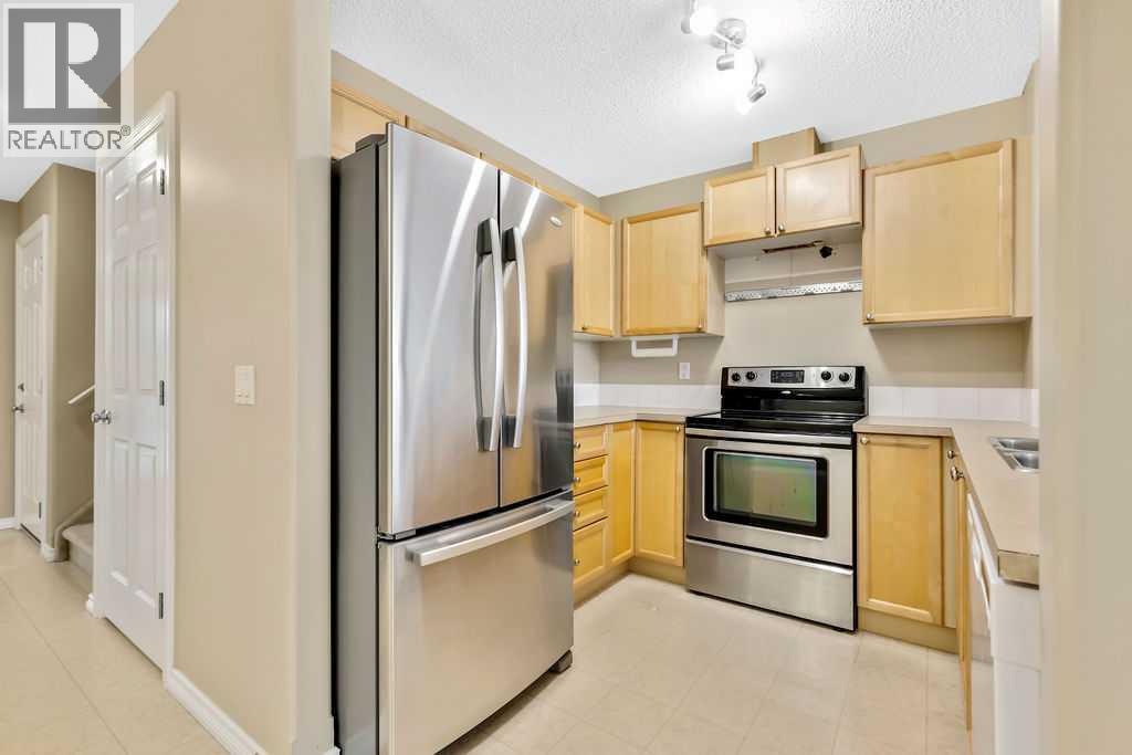 Single Family House for Sale in  Citadel Estates Manor NW Citadel Calgary 