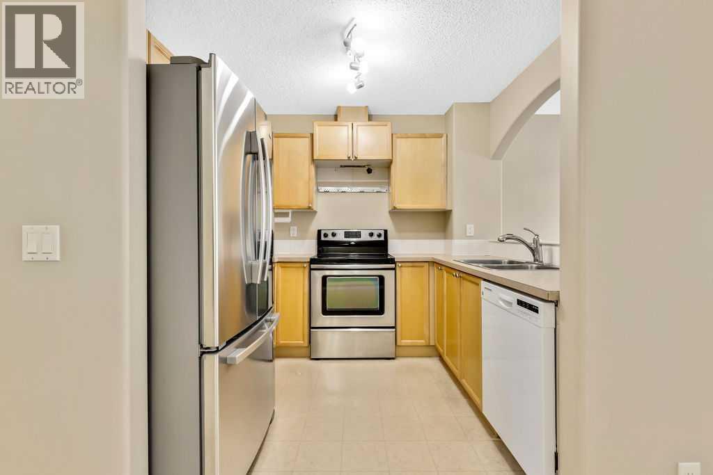 Single Family House for Sale in  Citadel Estates Manor NW Citadel Calgary 