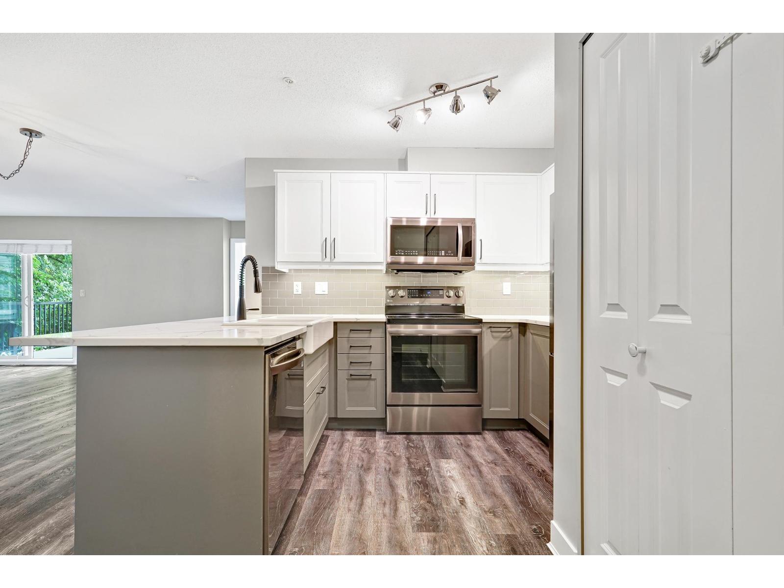 8928 202 STREET, Langley