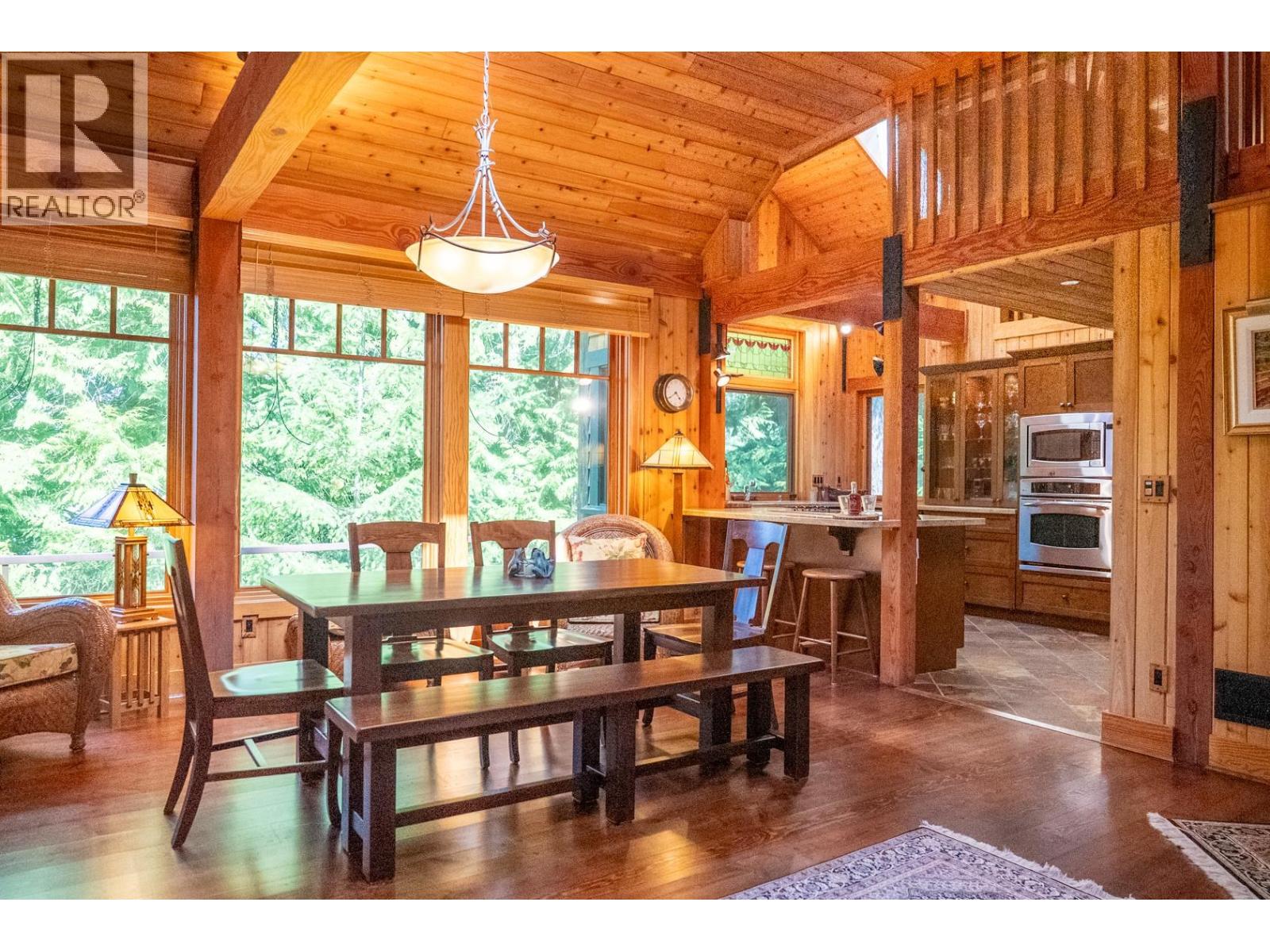 8807 AINSLIE POINT ROAD, Pender Island