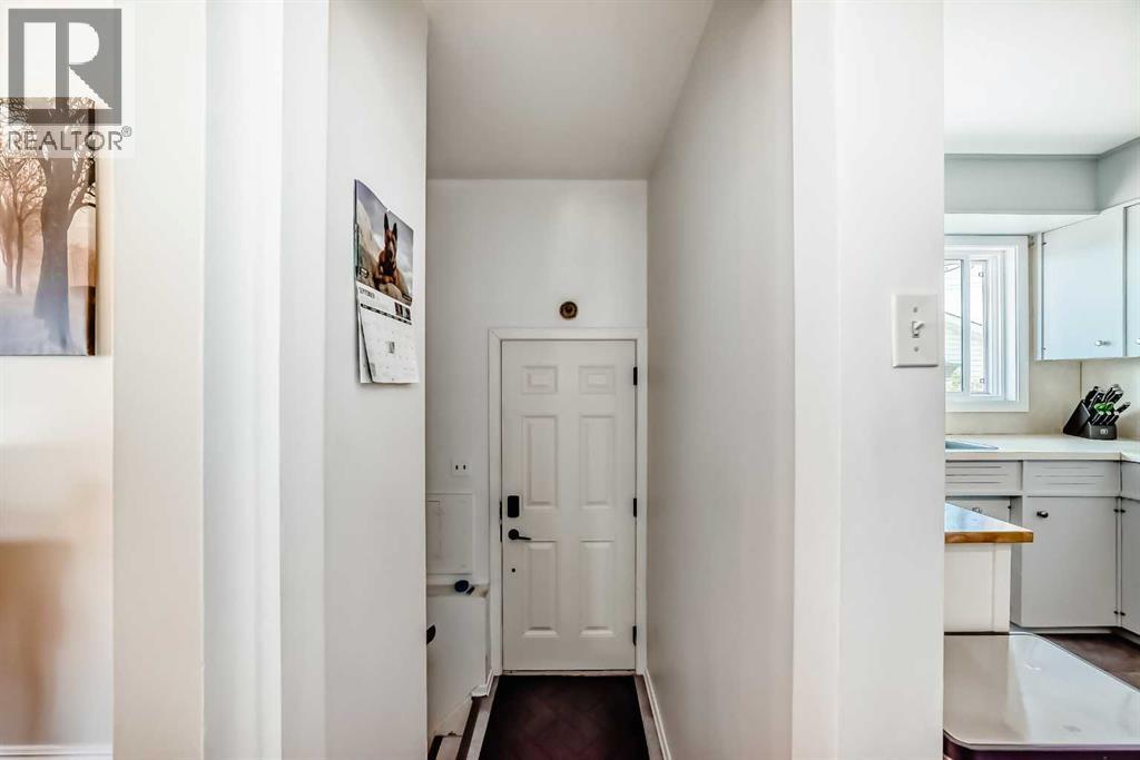 Single Family House Bungalow for Sale in  macleay Road NE Mayland Heights Calgary 