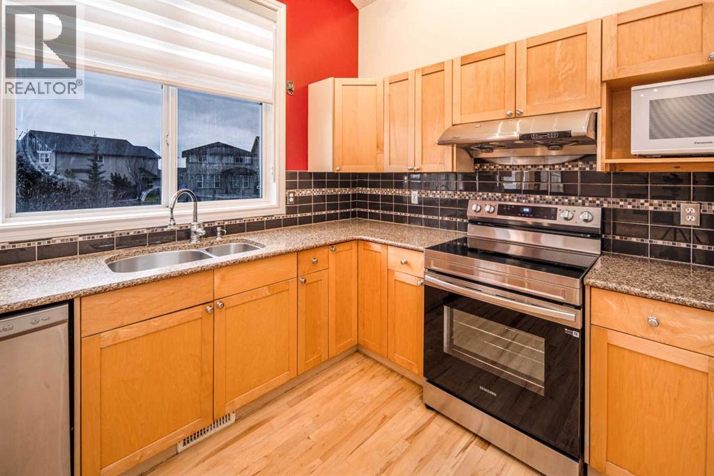 Single Family House for Sale in  HIDDEN CREEK Point NW Hidden Valley Calgary 