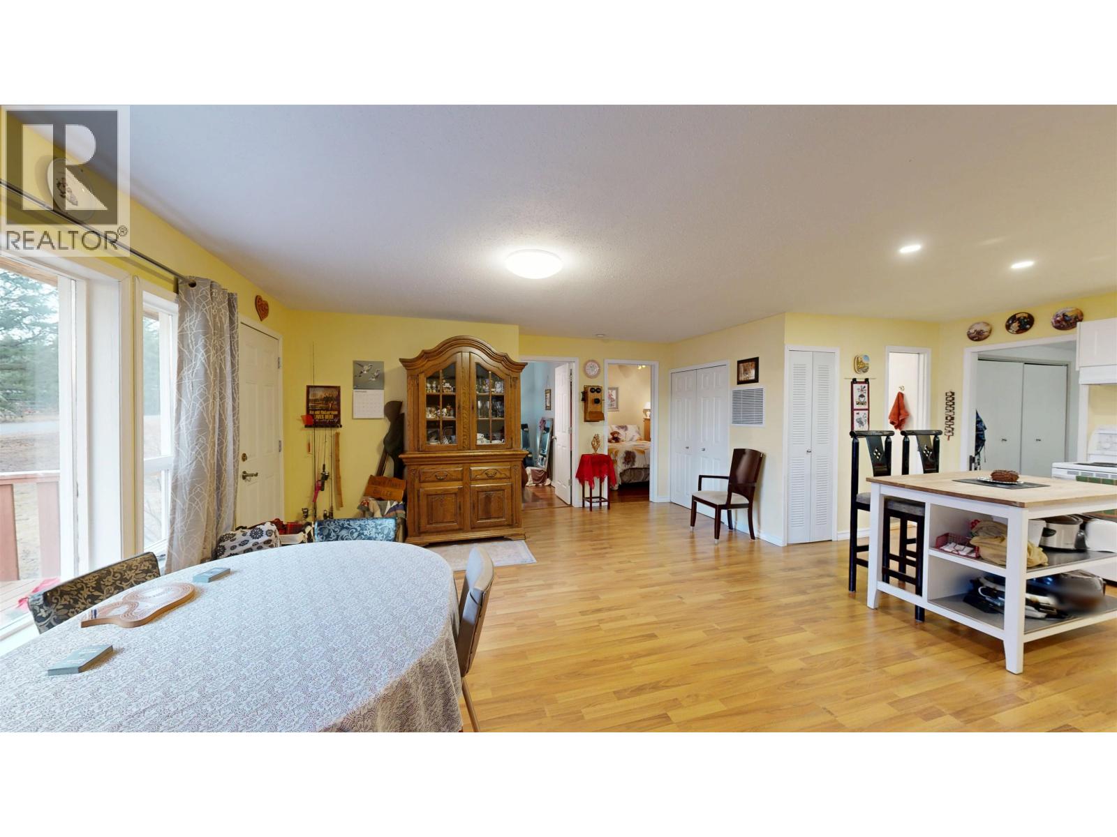 3743 EMERALD CRESCENT, Lac La Hache