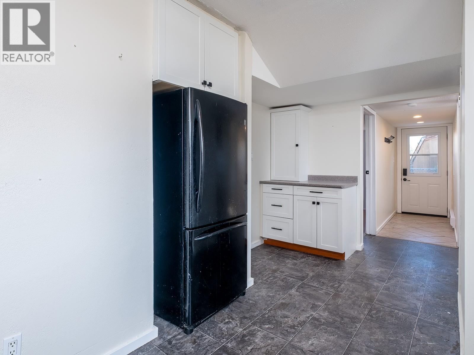 694 10TH Avenue, Montrose