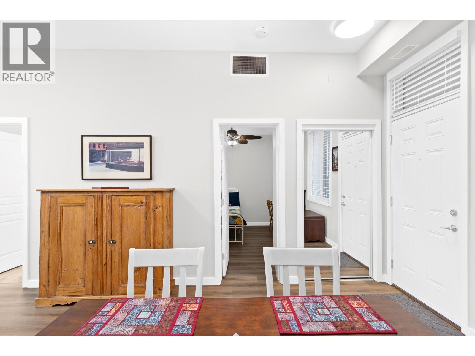 221 1331 Ellis Street, Kelowna