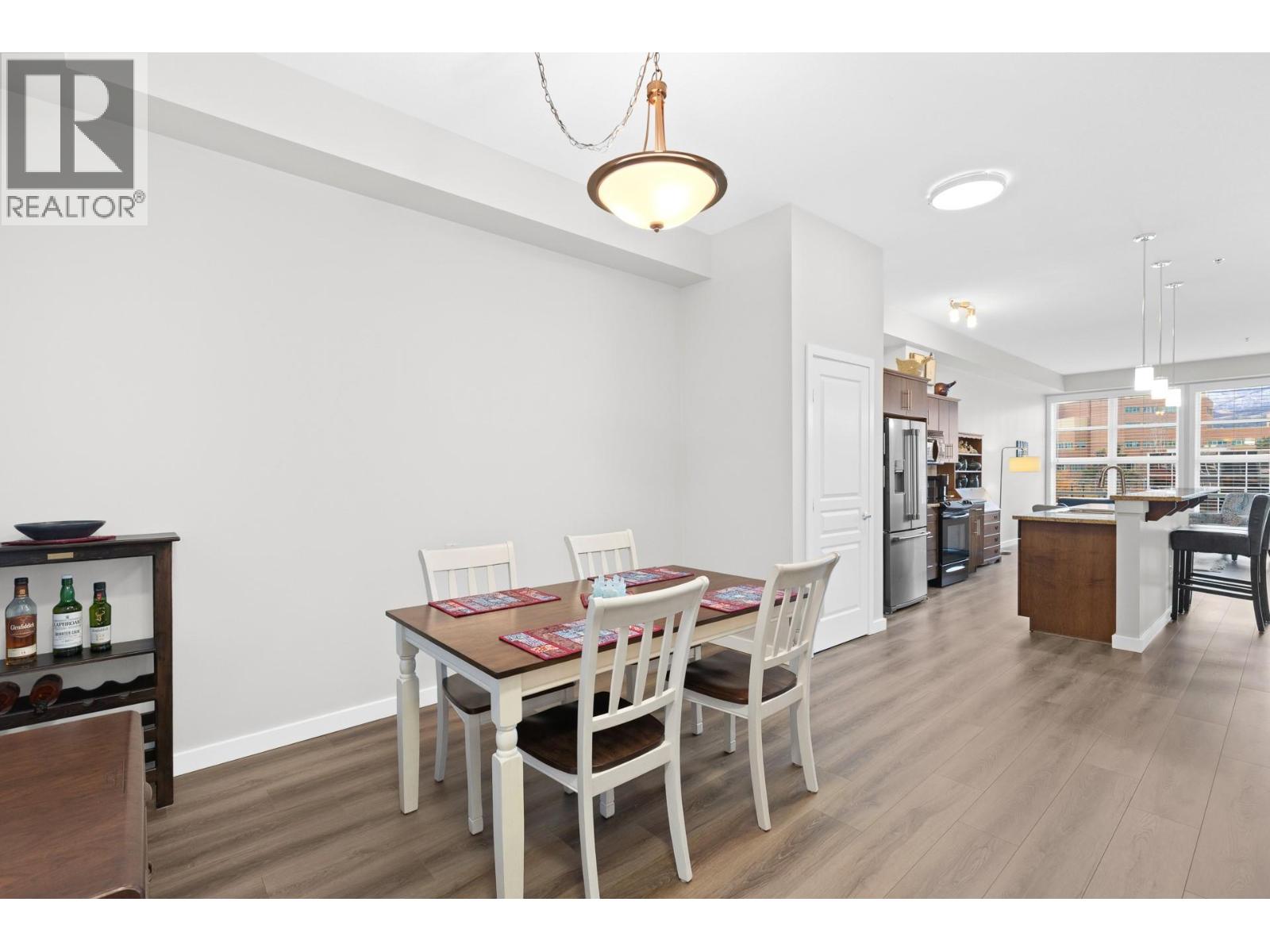 221 1331 Ellis Street, Kelowna