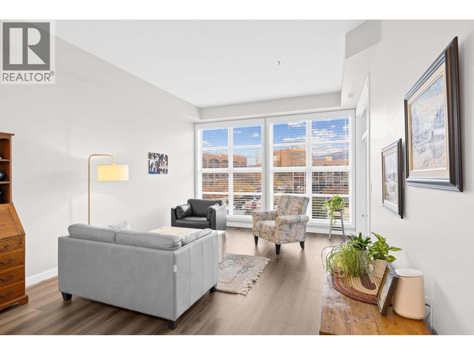 221 1331 Ellis Street, Kelowna